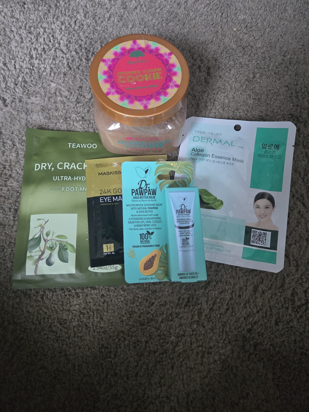 5 Piece Skincare & Bath Bundle with Treehut, Dr. PAWPAW, 24K Gold